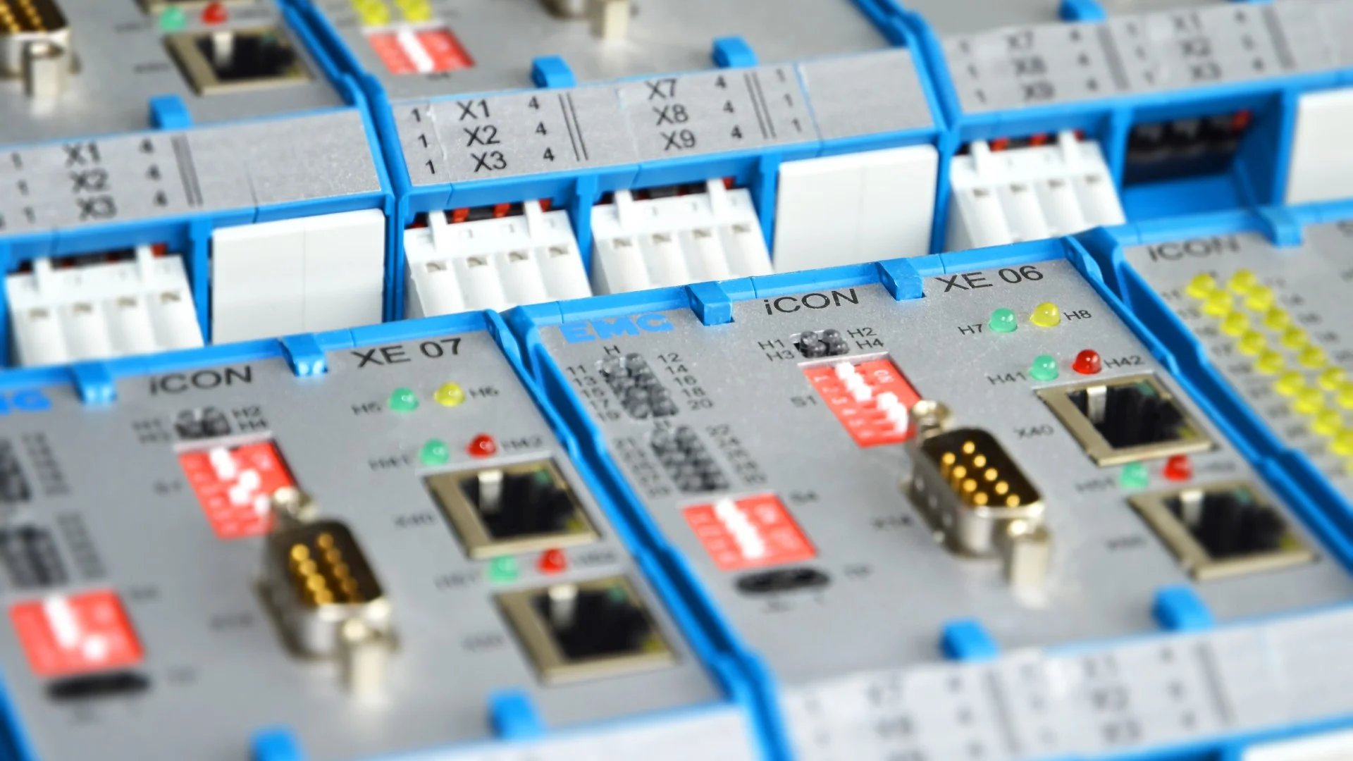 EMG iCON<sup>&reg;</sup> Electronics