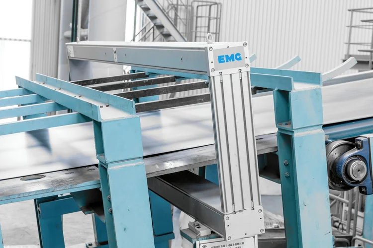EMG Bandlaufregelung